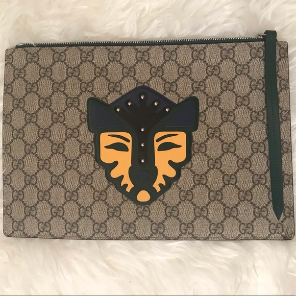 💕HP💕 🆕 Gucci GG Supreme Pouch - Picture 4 of 6